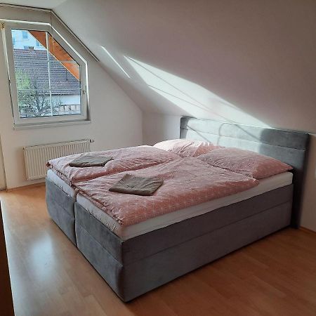 Apartman Chiarita Nemšová Eksteriør billede