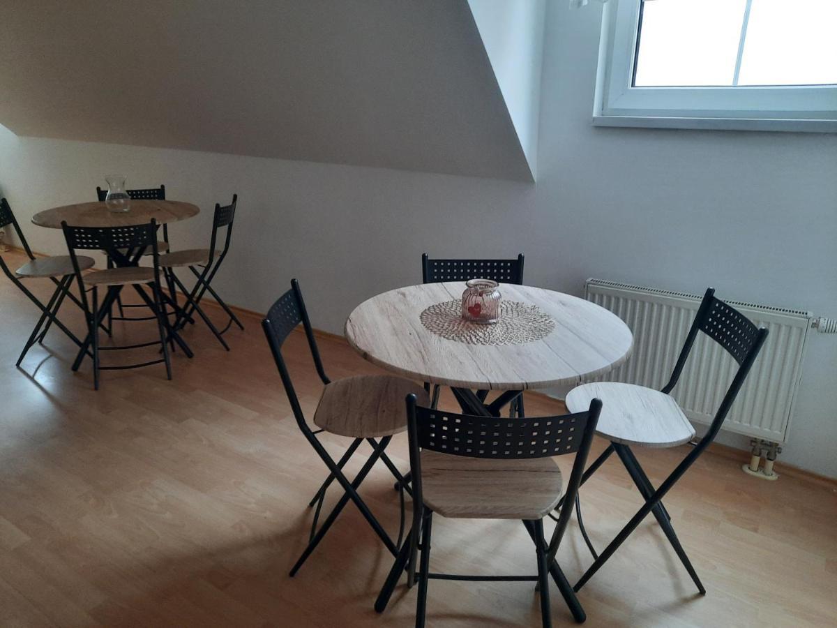 Apartman Chiarita Nemšová Eksteriør billede